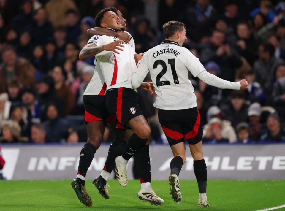 致敬，爱尔兰都柏林机场将官方账号名称改为帕罗特机场